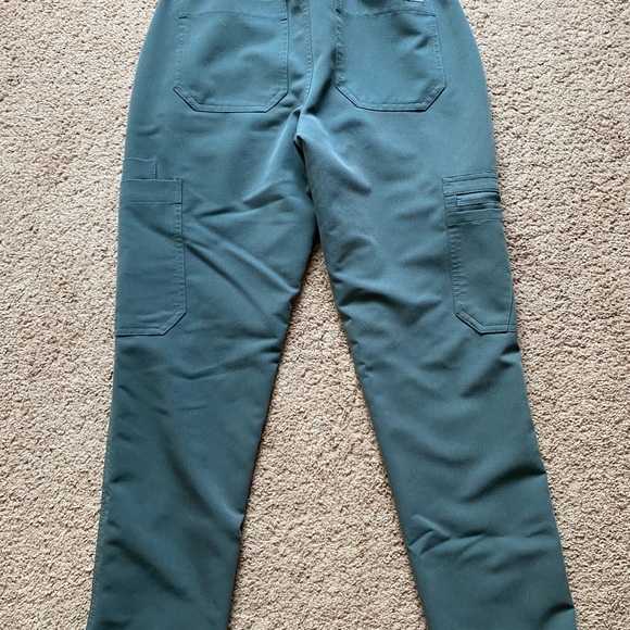 New Figs scrub pants - Picture 3 of 3